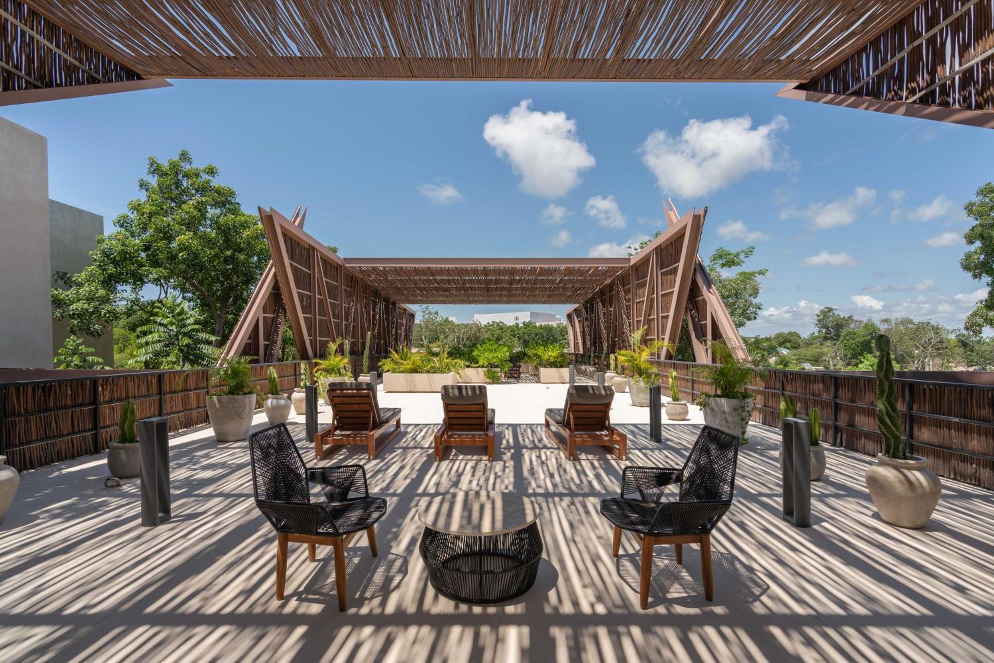Tulum Penthouse Oasis: Rooftop Pool & Luxury Stay Exterior photo